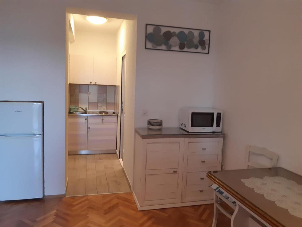 Ferienwohnung Jona - Dugi Rat - Mali Rat Exterior foto