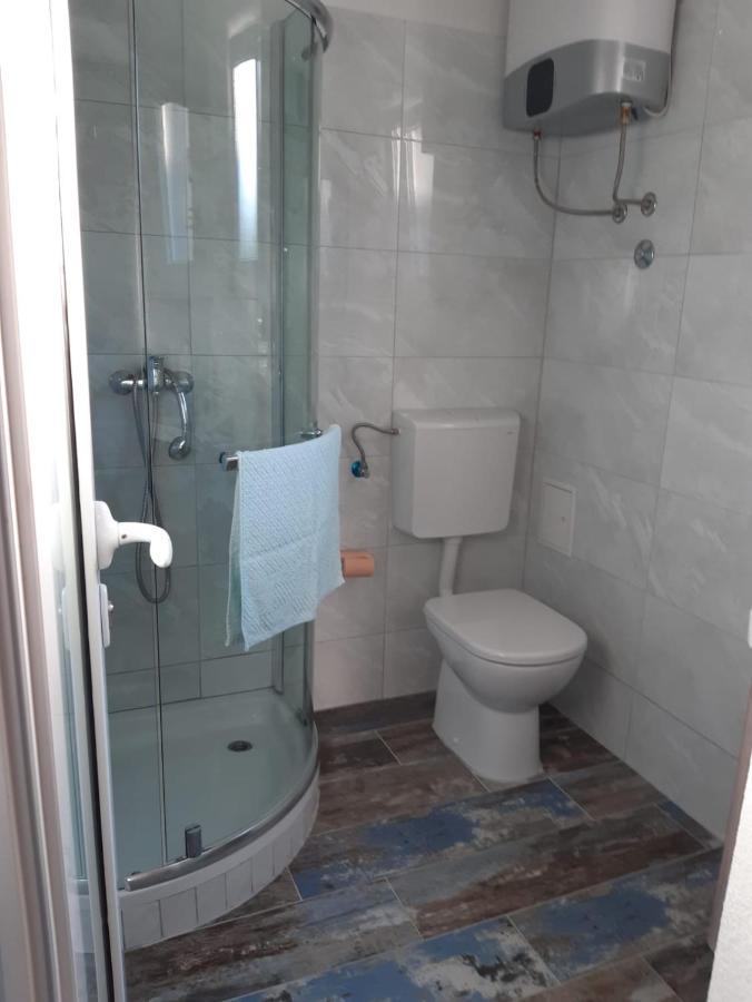 Ferienwohnung Jona - Dugi Rat - Mali Rat Exterior foto